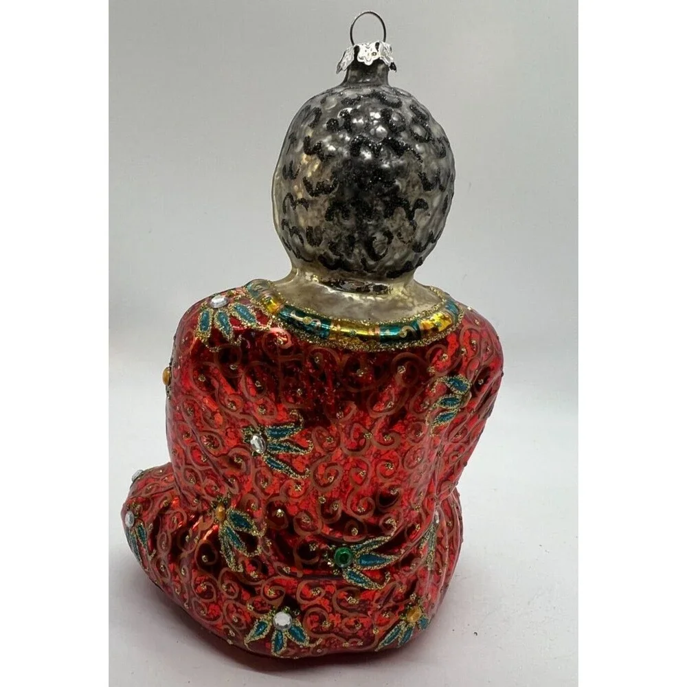 Unbranded glass buddha